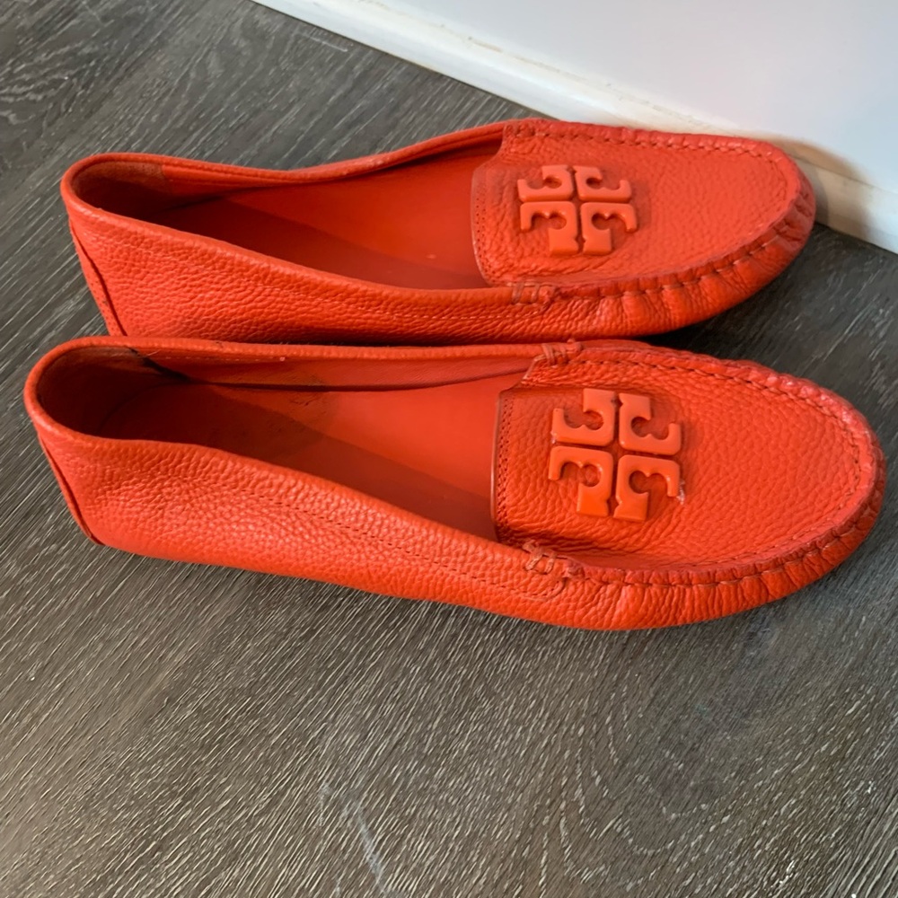 Tory Burch Women's Orange Loafers